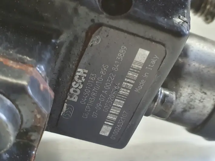 Saab 9-3 1.9 TID 16V POMPA WTRYSKOWA paliwa 0445010183
