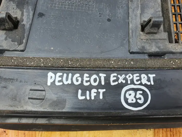Peugeot Expert I lift PODSZYBIE Listwa 1481517077