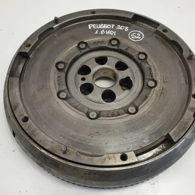 Peugeot 208 1.6 HDI KOŁO DWUMASOWE dwumasa DWUMAS