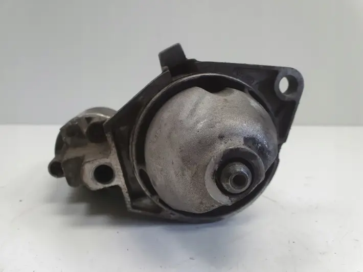 Opel Astra II G 2.0 DTI ROZRUSZNIK 0001109055 bosch
