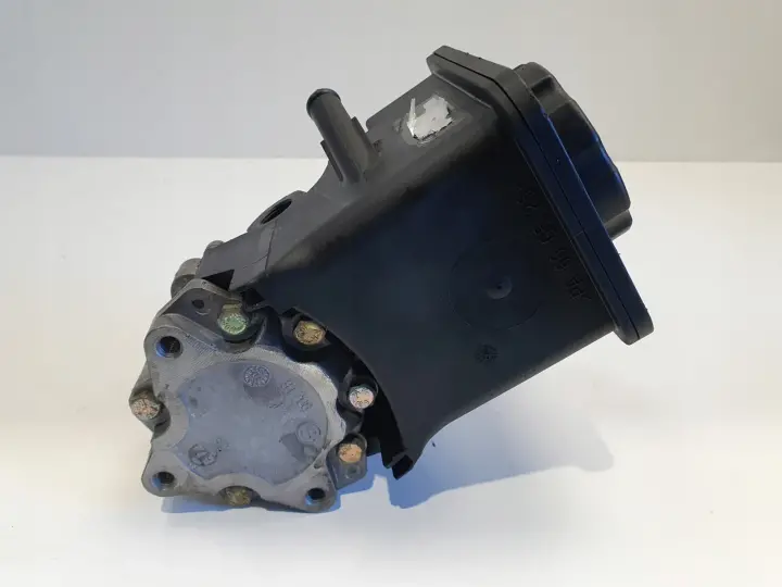 ef6e893adf18c50fc55100cec05e4b47