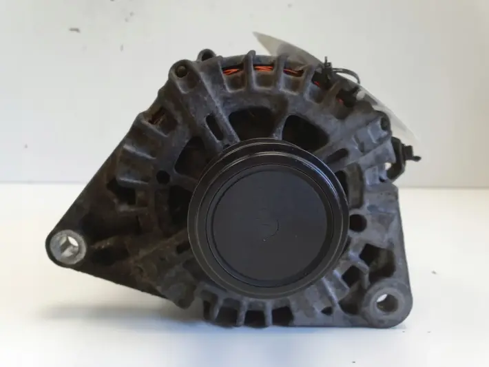 Kia Ceed 1.6 CRDI ALTERNATOR 37300-2A850 valeo 130A