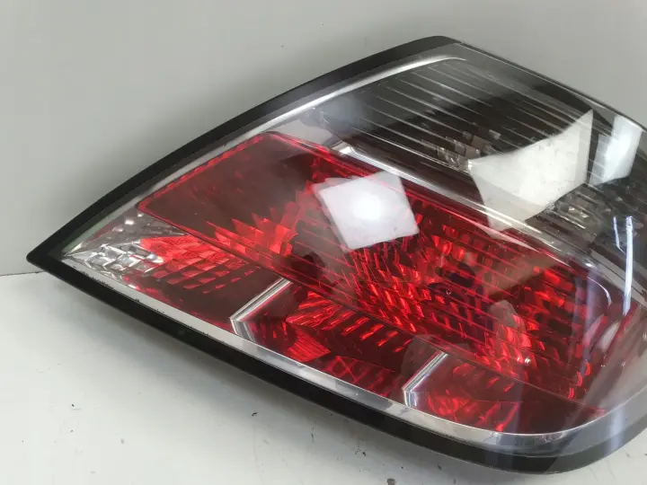 Opel Astra H III lift HB 06-10r TYLNA LAMPA PRAWA prawy tył 342691834