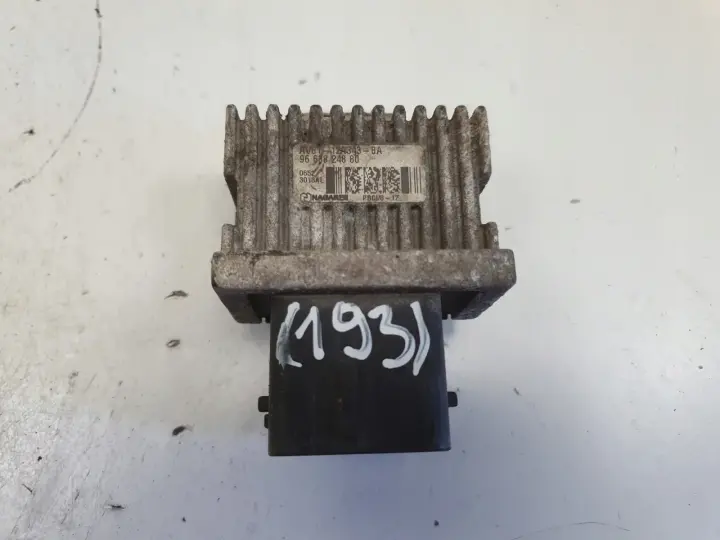 Peugeot 508 I Citroen C5 III PRZEKAŹNIK ŚWIEC ŻAROWYCH 9663824880
