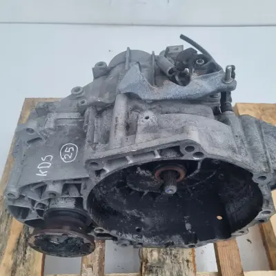 VW Golf V 2.0 TDI MANUALNA SKRZYNIA BIEGÓW manual KDS