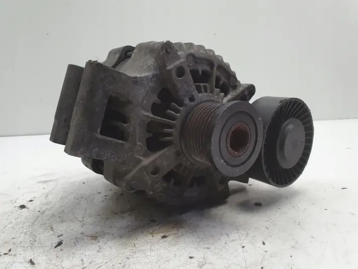 BMW E87 E90 2.0 i ALTERNATOR denso 7550468 170A