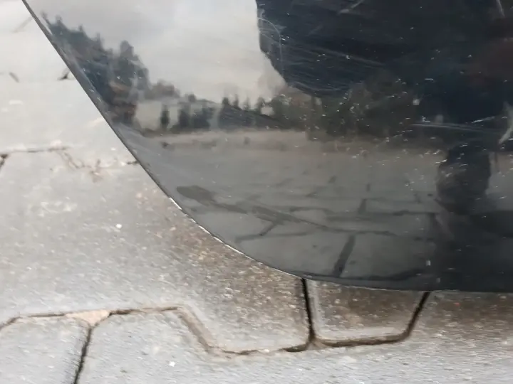 BMW F10 TYLNA KLAPA BAGAŻNIKA TYŁ LAMPY ZAMEK 668