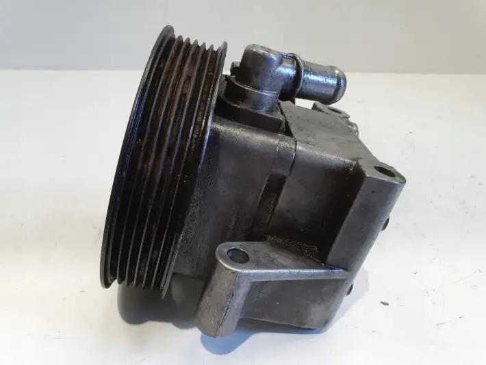 Ford Focus MK2 II 1.6 16V POMPA WSPOMAGANIA 30714048