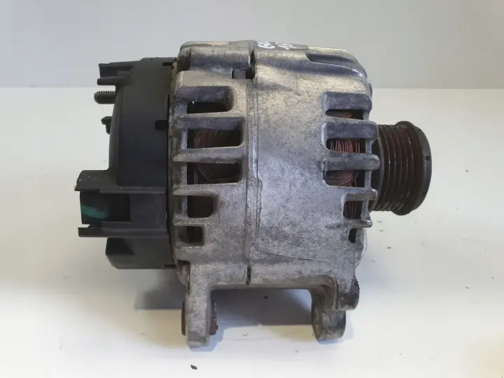 VW Golf VI 1.6 TDI ALTERNATOR 03L903023A 140A valeo