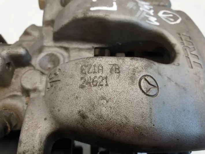 Mercedes W246 LEWY ZACISK HAMULCOWY lewy tył