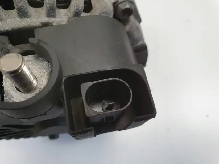 Mercedes W245 2.0 CDI ALTERNATOR oryginał VALEO