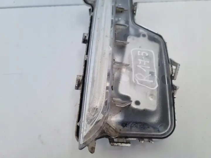 Volvo S60 II V60 LIFT PRZEDNI HALOGEN PRAWY PRZÓD pasażera LED DRL 31353290