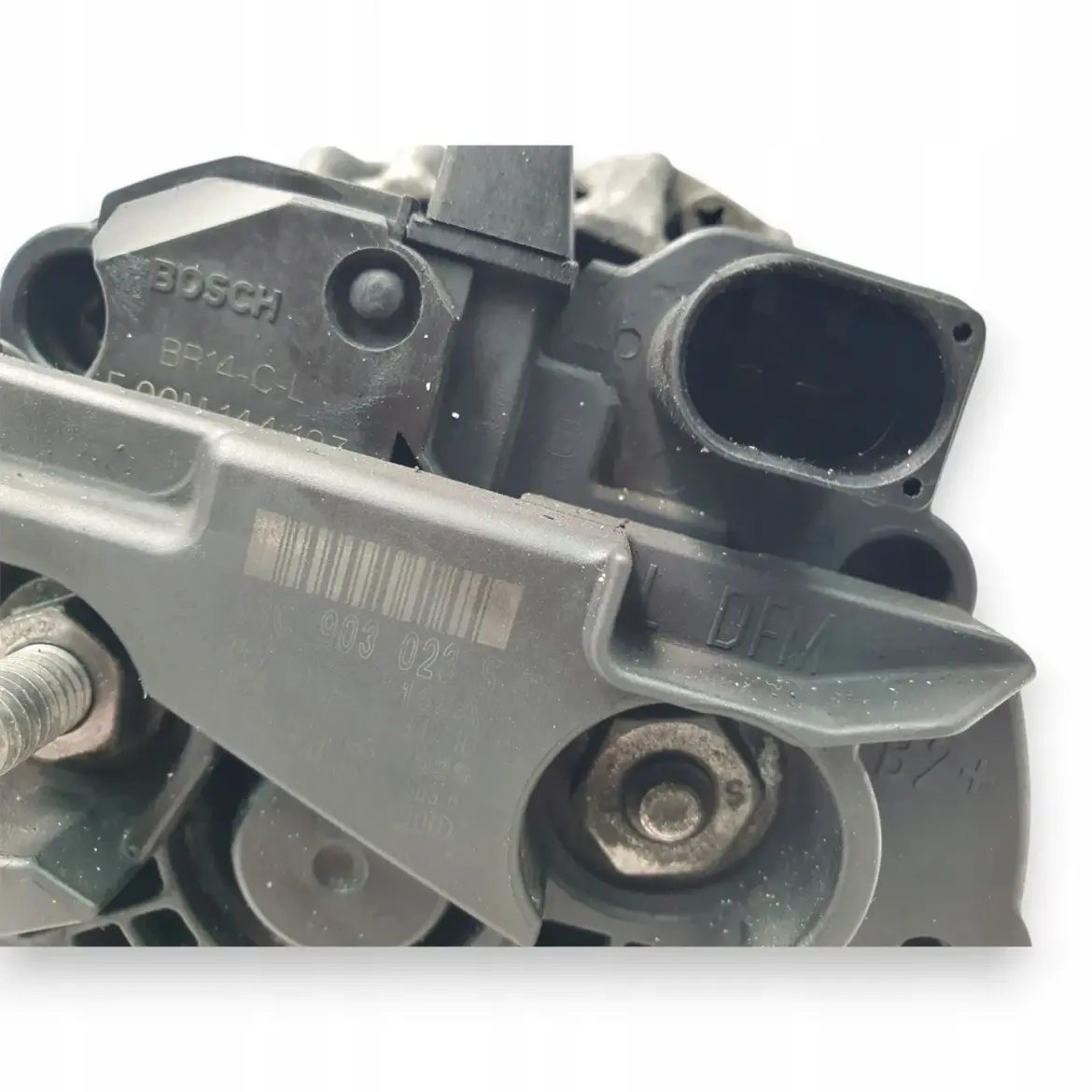 f563d04de68724e0adeaa6e51b5683cc