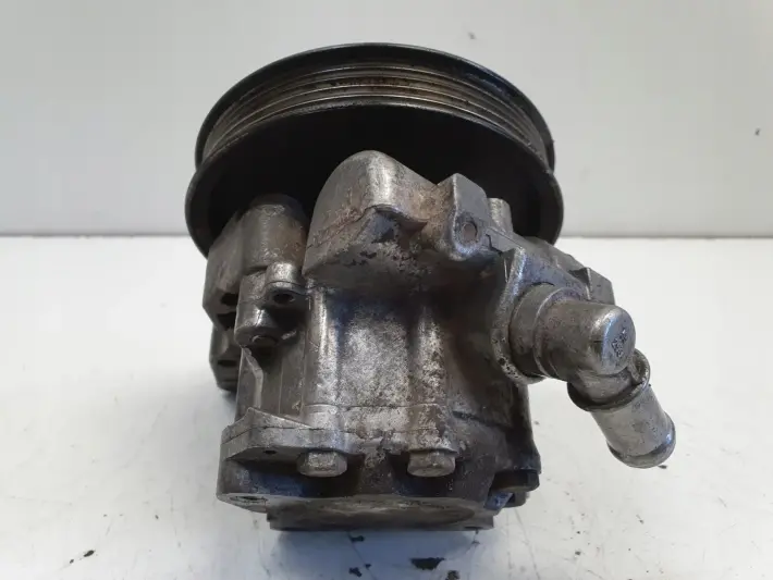 Land Rover Freelander 2.0 TD4 POMPA WSPOMAGANIA QVB101453