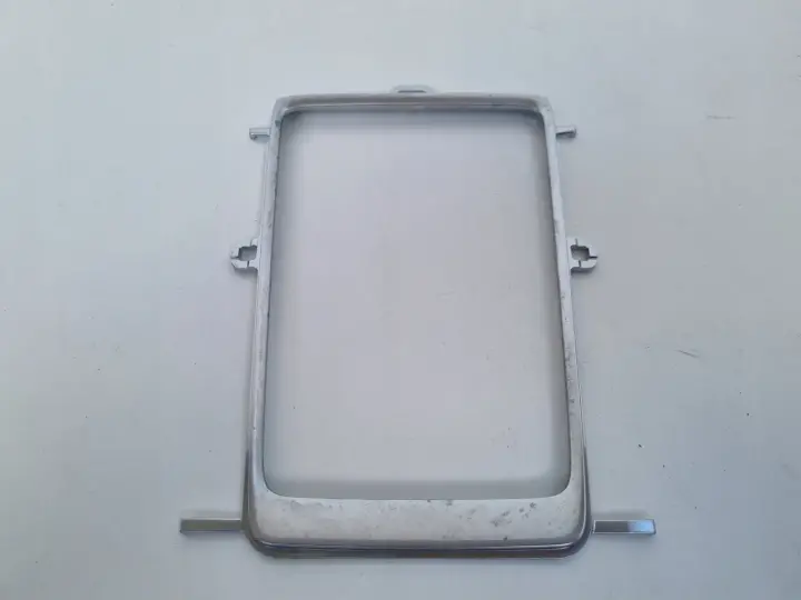 Volvo S60 II V60 V40 II RAMKA RADIA Dekor 31267052