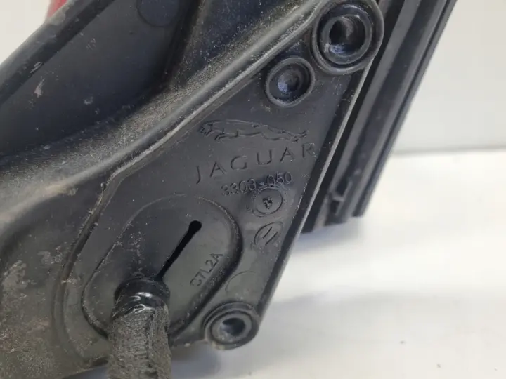 Jaguar XF I 07-15r LUSTERKO PRAWE PASAŻERA 14 pin podświetlany spód 3303050