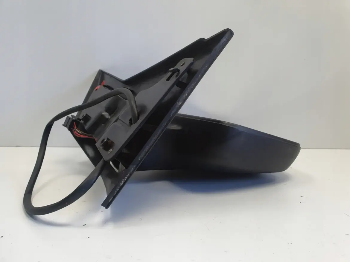 Mercedes Vito W638 96-03r LUSTERKO PRAWE PASAŻERA europa 5 pin pinów