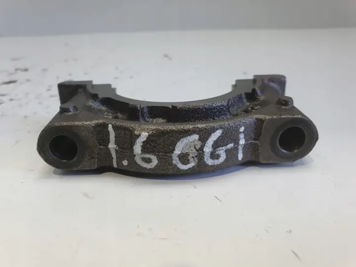 Mercedes CLA C117 1.6 CGI PODPORA WAŁU 27002