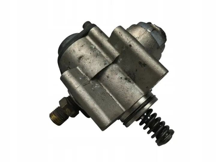 dcad603eee73f3907d15a34a529d906e
