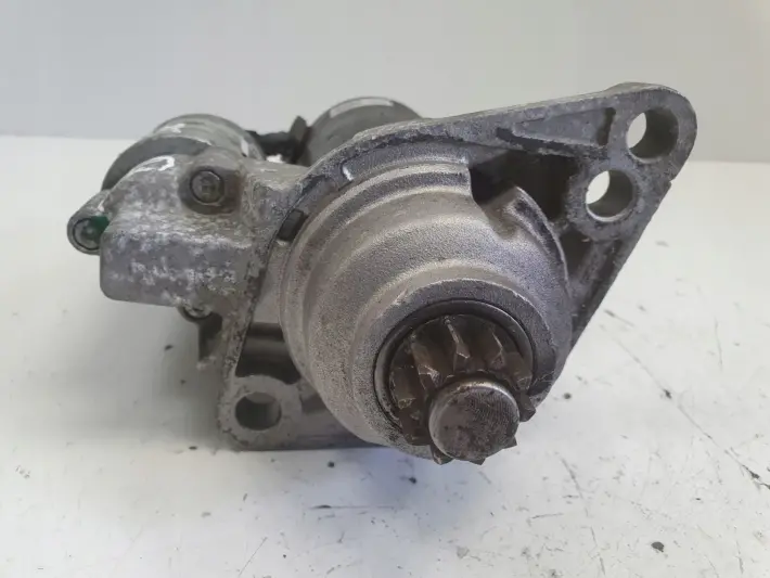 VW Passat B6 1.9 TDI ROZRUSZNIK bosch 0001123012