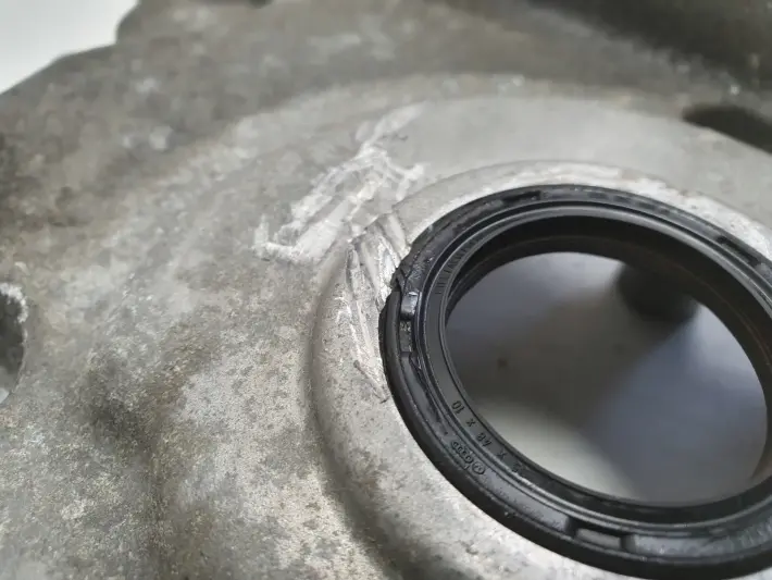 Skoda Fabia II Polo IV 1.2 6V OSŁONA ROZRZĄDU Pokrywa 03D109211 P/Q