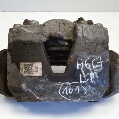 Audi A6 C7 PRZEDNI ZACISK HAMULCOWY prawy przód PASAŻERA 32348422-A