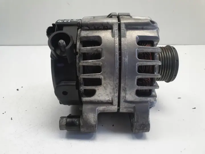 Peugeot 508 2.2 HDI ALTERNATOR valeo 9678049480