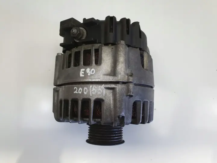 BMW E87 E90 2.0 D N47 ALTERNATOR 7802261 AI04 FG18S019 180A valeo 2543461C