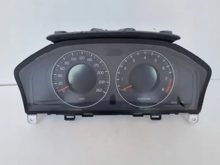 Volvo S80 II V70 III XC70 II 2.0 16V LICZNIK ZEGARY Europa 30786622AB