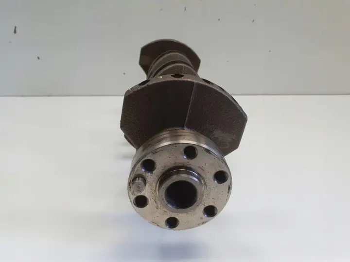 Ford Focus MK3 III 1.6 16V Ti IQDB WAŁ KOROBOWY BM5G