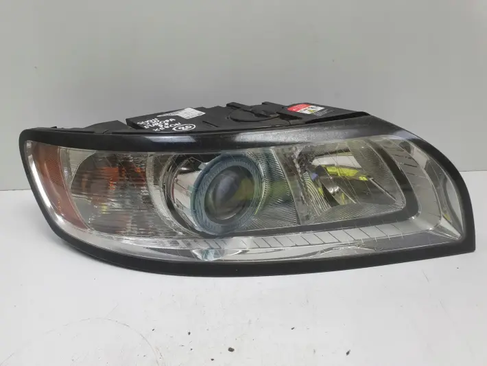 Volvo S40 II V50 LIFT XENON PRZEDNIA LAMPA PRAWA prawy przód 31265699