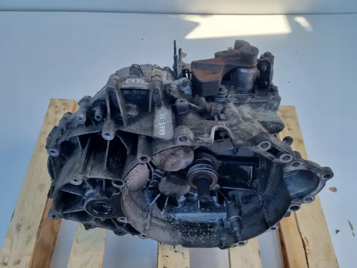 Volvo S60 V70 II 2.4 D5 SKRZYNIA BIEGÓW 666R-7002-BB 9482374