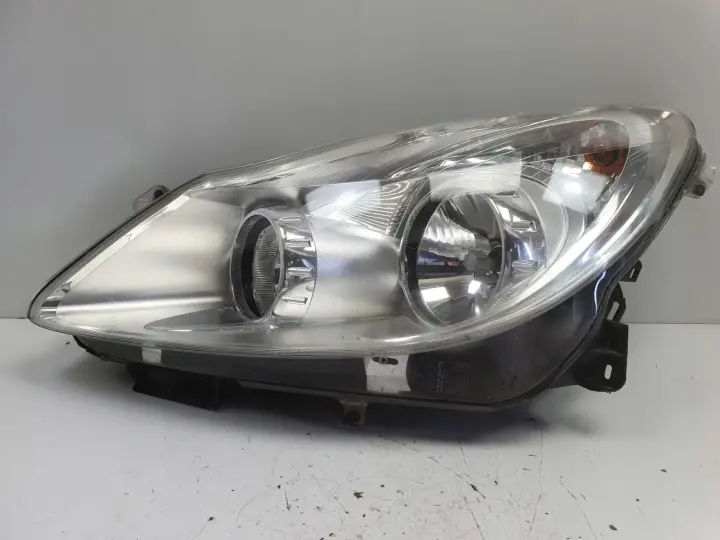 Opel Corsa D PRZEDNIA LAMPA LEWA lewy przód anglik Valeo 13186383