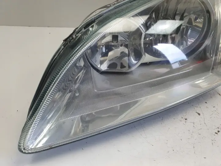 Ford Focus mk2 02-06 PRZEDNIA LAMPA LEWA lewy przód anglik 4M51-13W030-BE