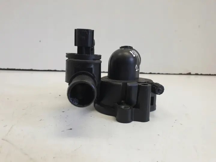 Renault Laguna III 2.0 DCI OBUDOWA TERMOSTATU