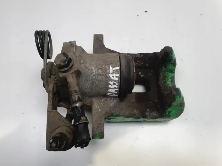 Vw Passat B5 Audi A4 B5 ZACISK HAMULCOWY Prawy tył pasażera