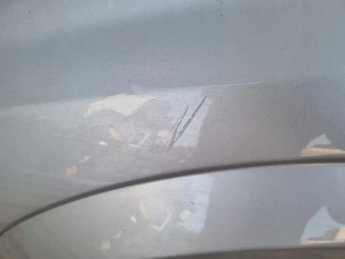 Opel Astra III H HTB sedan kombi 04-09r PRZEDNI BŁOTNIK LEWY KIEROWCY Z2UA