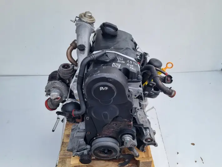 SILNIK KOMPLET Skoda Superb I 1.9 TDI 130KM AVF