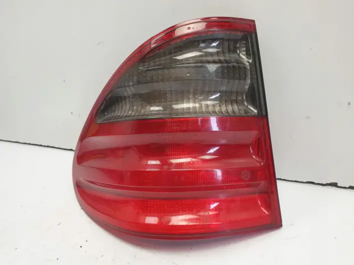 Mercedes w210 lift Kombi TYLNA LAMPA LEWA Lewy tył kierowcy A2108206764