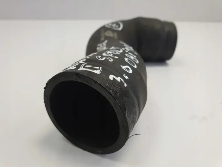 Range Rover Sport II 3.0 D RURA PRZEWÓD wąż