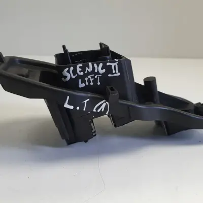 Renault Scenic II lift LEWY WKŁAD TYLNEJ LAMPY lewy tył kierowcy 164231-00