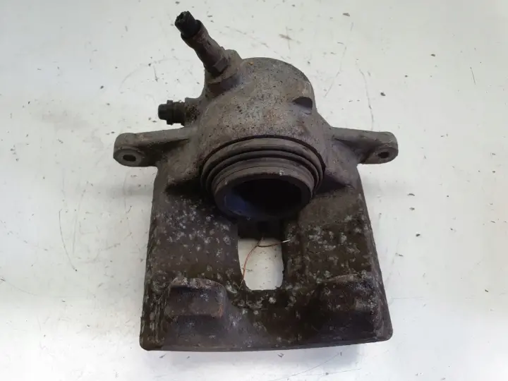 Mercedes W204 PRZEDNI ZACISK HAMULCOWY lewy przód KIEROWCY 295x28