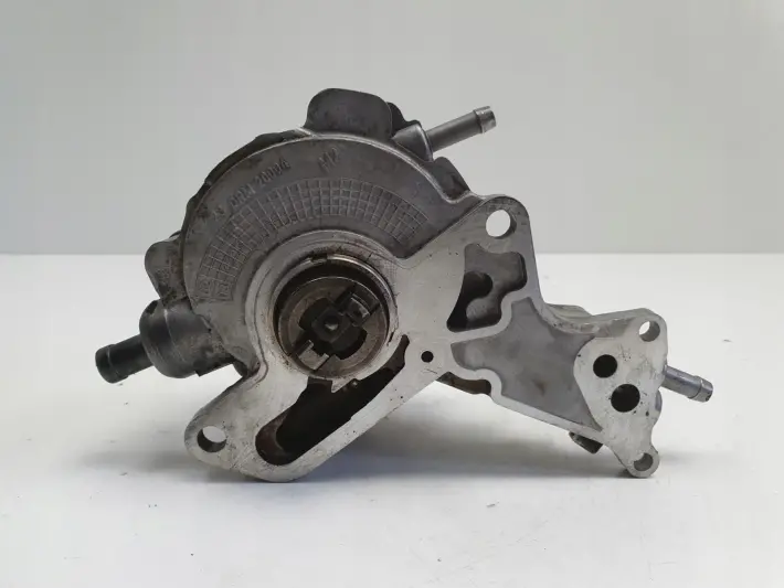 Audi A6 C5 VW Passat B5 1.9 TDI POMPA VACUM wakum 038145209A