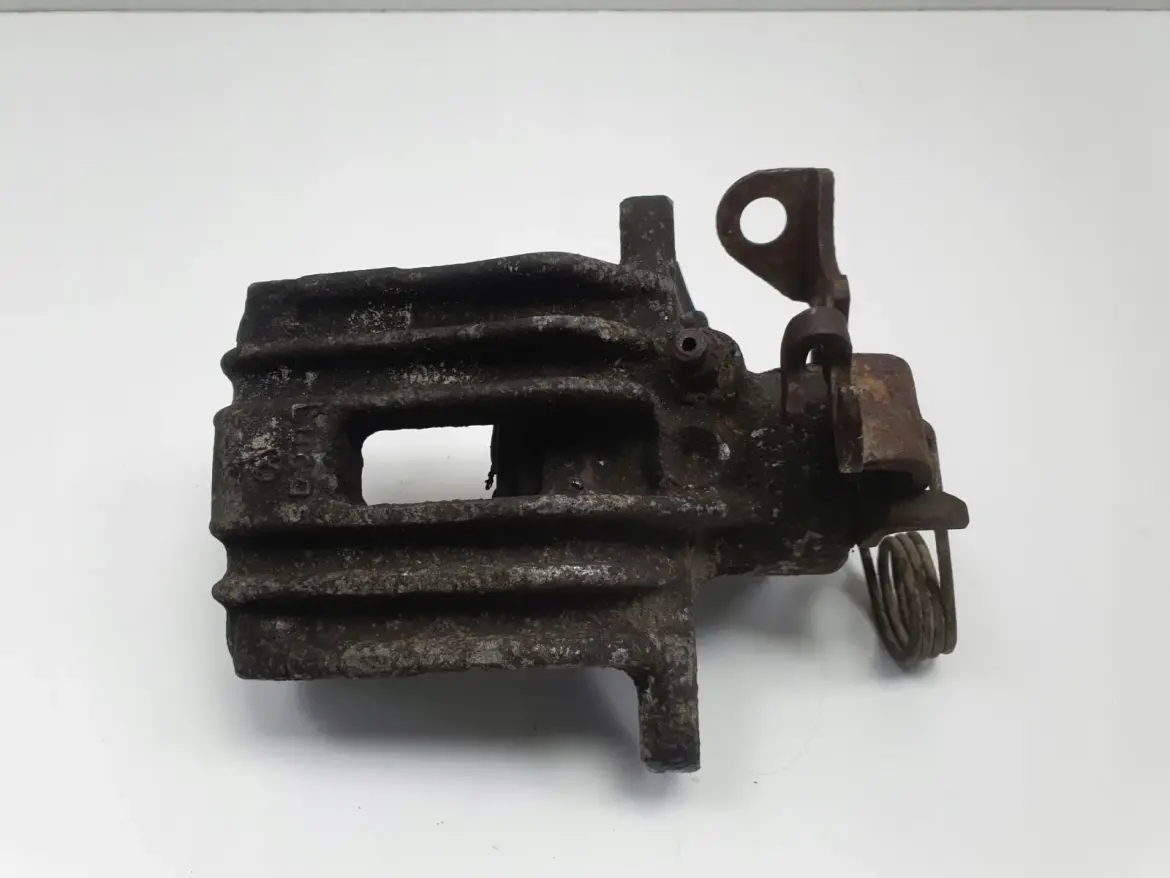 Vw Passat B5 Audi A4 B5 ZACISK HAMULCOWY Lewy tył Lucas