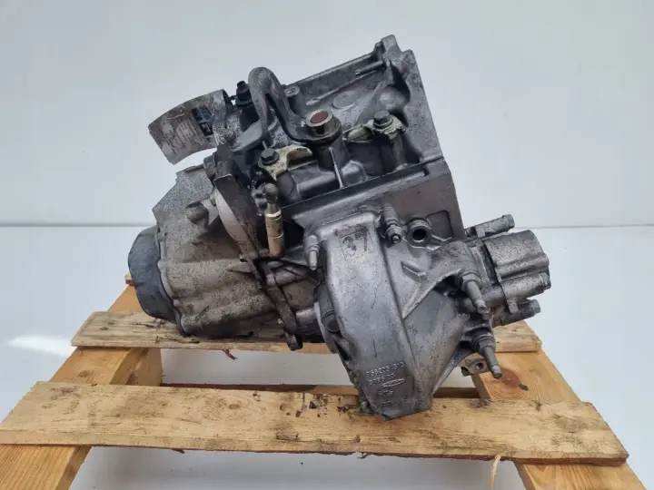 Citroen C3 II 1.6 E-HDI SKRZYNIA BIEGÓW 20DP98 manualna MANUAL