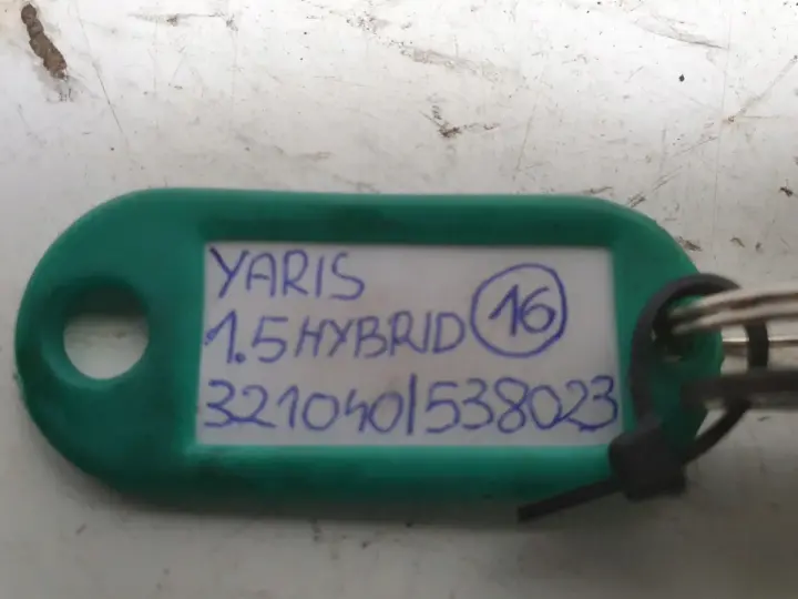 Toyota Yaris III 1.5 H HYBRID ZAWÓR FAZ ROZRZĄDU czujnik 321040538023