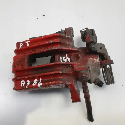 VW Golf IV Audi A3 PRAWY ZACISK HAMULCOWY tył pasażera Lucas