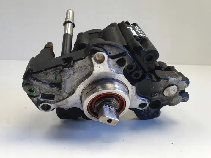 Ford Kuga 2.0 TDCI POMPA WTRYSKOWA 9687959180