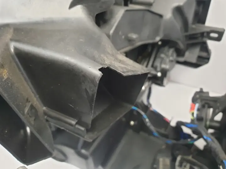 Dodge Challenger 15- NAGRZEWNICA Dmuchawa rezystor