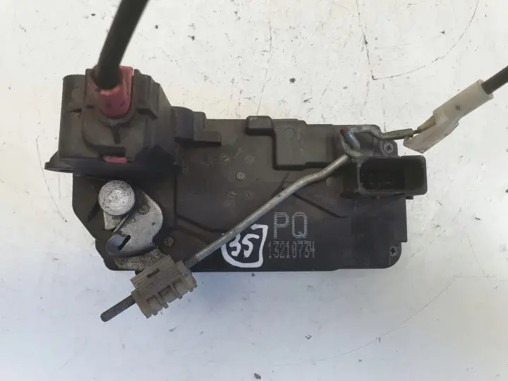 Opel Corsa D ZAMEK DRZWI lewy przód Kierowcy 13258277 EL